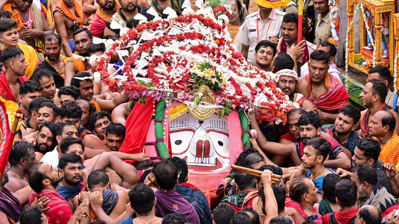 IN PHOTOS | Lord Jagannath`s `Bahuda` Yatra: Chariot pulling begins