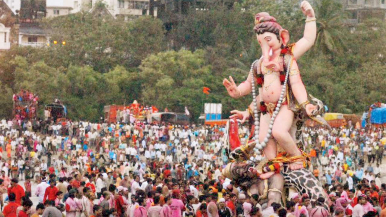 Maharashtra govt weighs legal route to uphold traditional Ganpati sea immersions