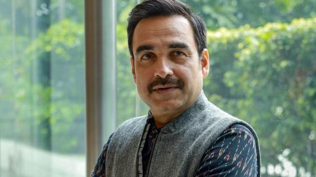 Did you know? Pankaj Tripathi shot shirtless at live location for a scene in Metro...In Dino with hidden cameras
