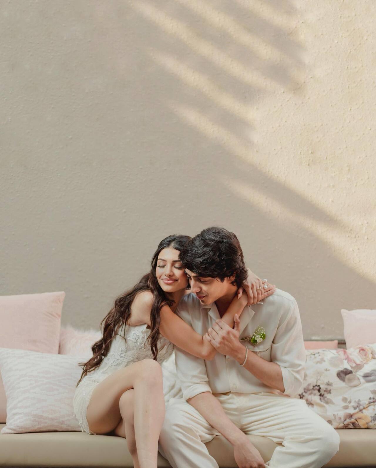 Ahaan Panday was a highlight at sister Alanna Panday’s lavish wedding. The event, attended by Bollywood’s elite, showcased his close family ties and poised presence. This occasion revealed a more personal side of Ahaan, hinting at the star he’s becoming beyond just a celebrity relative